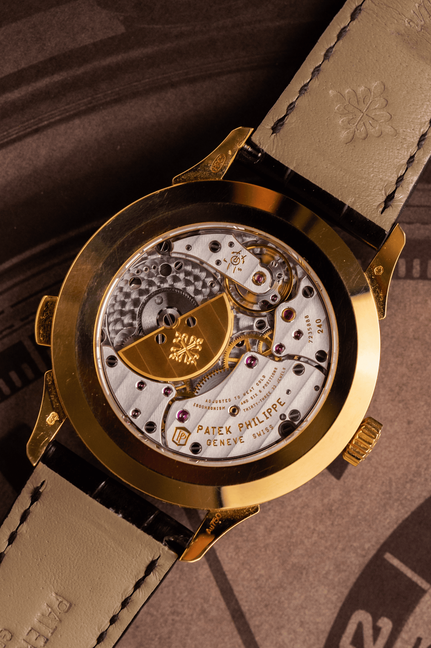 2021 Patek Philippe World-Time 5231J-001 38.5mm