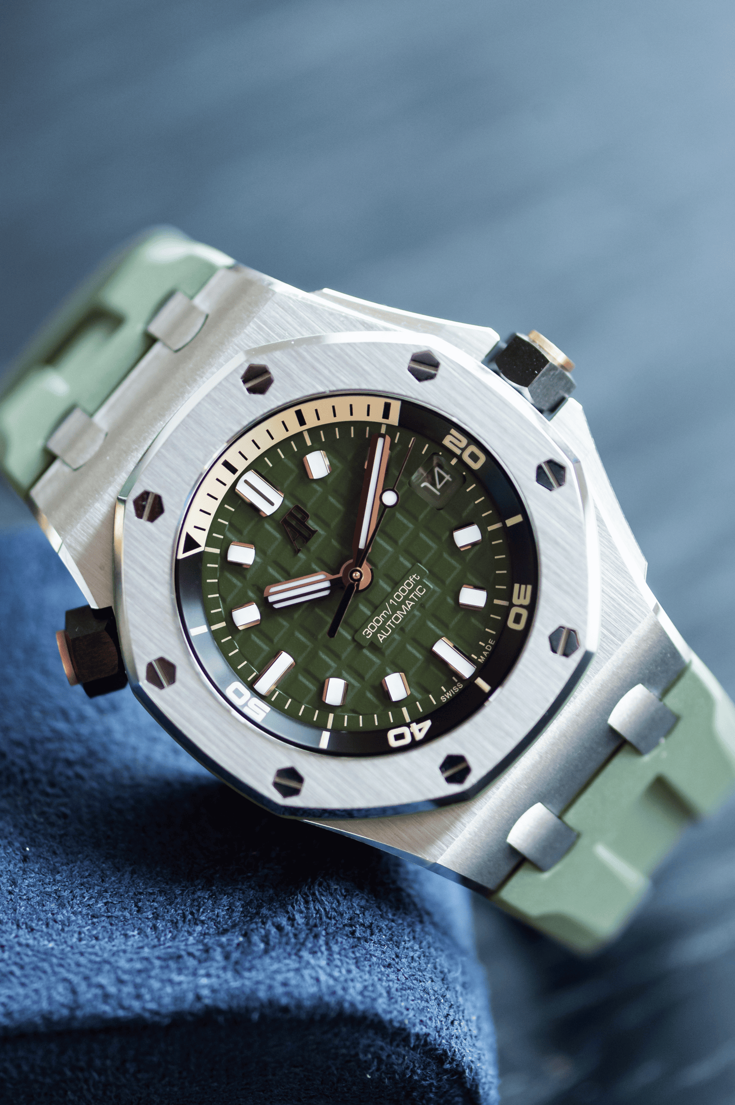 2023 Audemars Piguet Royal Oak Off Shore 42mm 15720ST.OO.A052CA.01